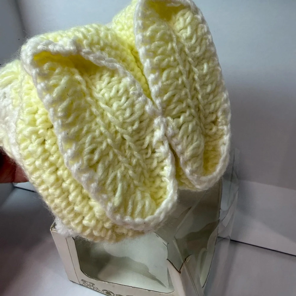 Vintage Baby Booties Yellow Crochet Campbell’s Clothes N Things NEW NOS